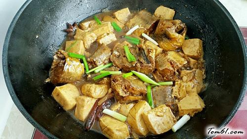 【明太鱼炖豆腐】