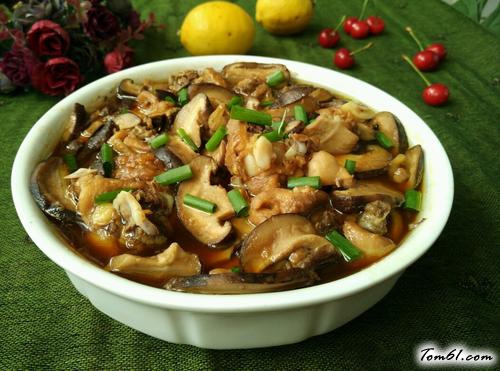 【香菇蒸鸡腿】