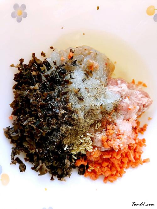 【三鲜萝卜卷】