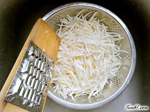 【茭白炒肉丝】