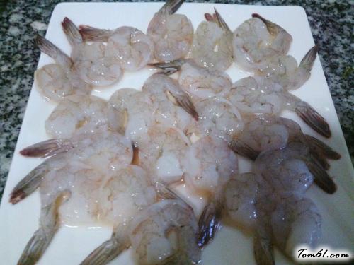 【蒜香玉子豆腐蒸虾仁】