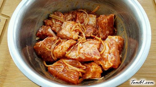 【腐乳蒸排骨】