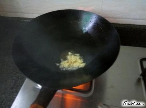 【红葱头蒸鸡】