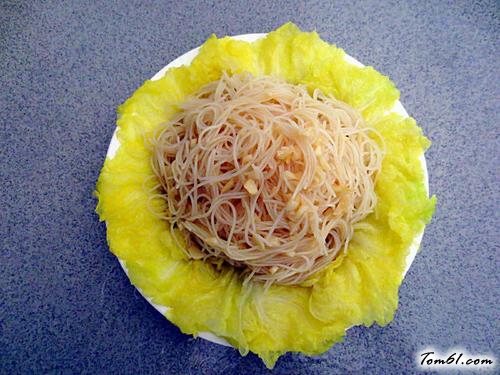 【剁椒粉丝娃娃菜】