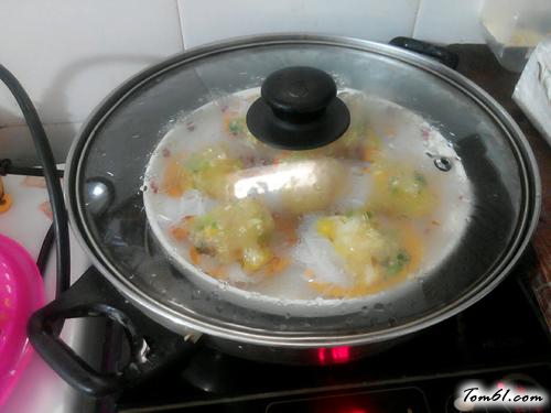 【蒜蓉扇贝蒸粉丝】