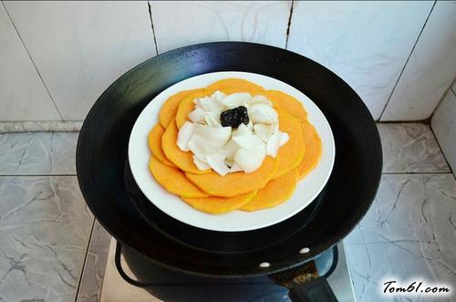 【南瓜蒸百合】