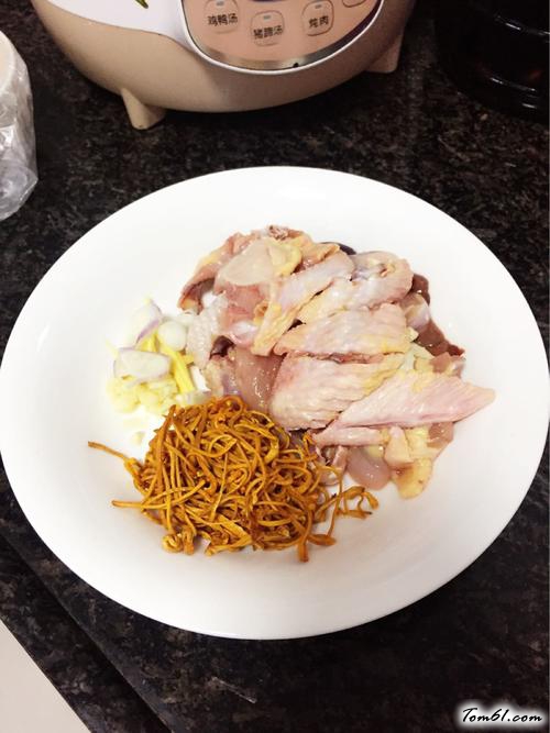 【虫草花蒸鸡】