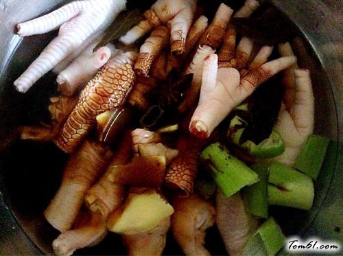 【豆豉蒸凤爪】