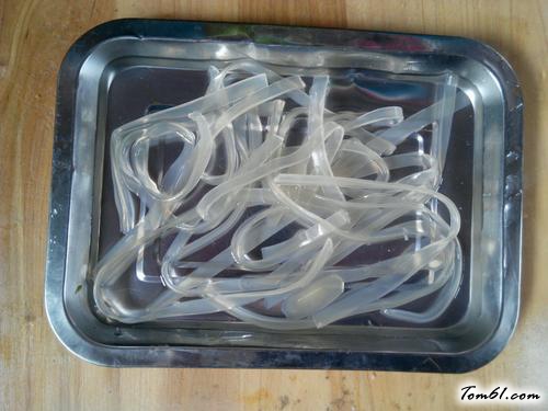 【猪肉白菜炖粉条】