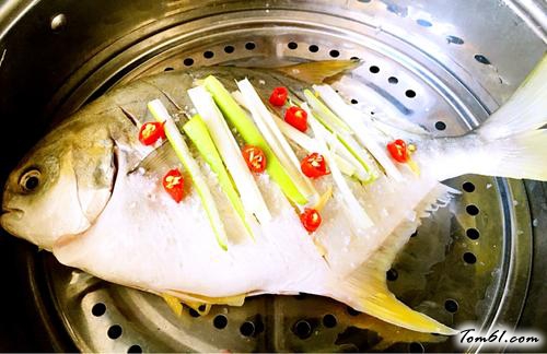 【清蒸白鲳鱼】