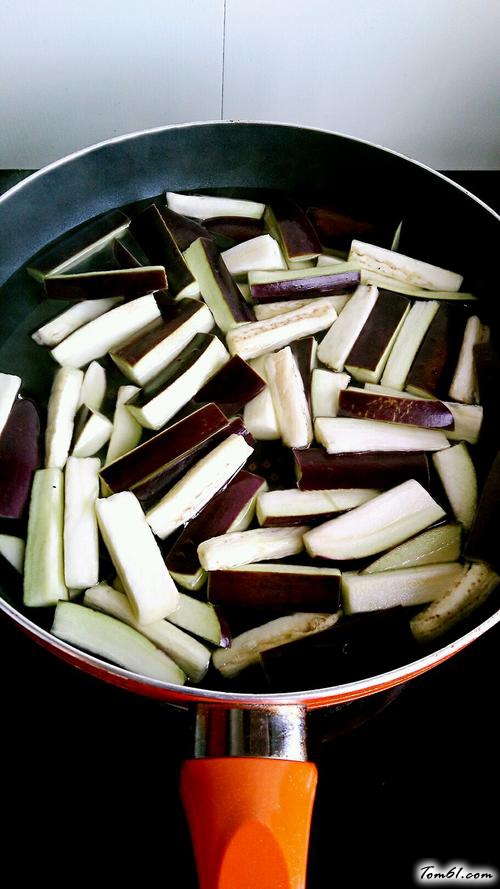 【家传古法蒸茄子】