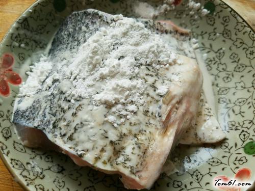 【豆豉辣椒蒸鲢鱼】