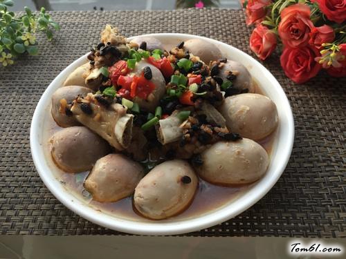 【芋头蒸排骨】