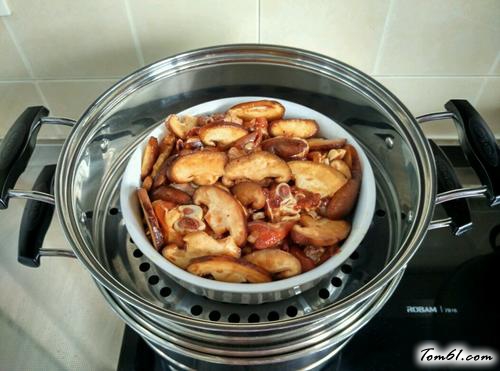 【香菇蒸鸡腿】