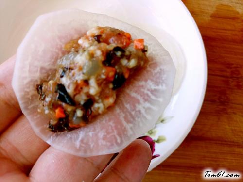 【三鲜萝卜卷】