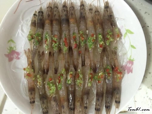 【蒜蓉粉丝蒸开背虾】