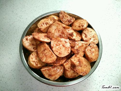 【香芋粉蒸肉】