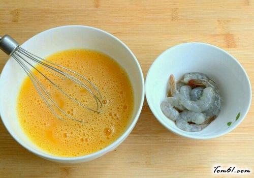 【虾仁鸡蛋羹】