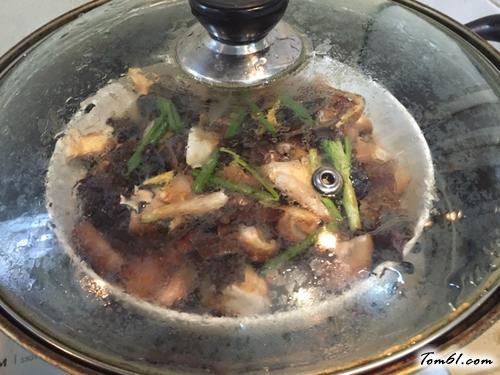 【冬菇蒸滑鸡】