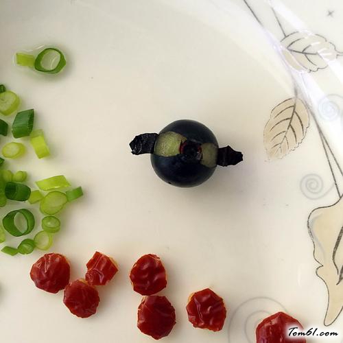 【蒸蛋(果树下的小女孩)】