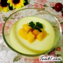 牛奶蒸蛋的做法2