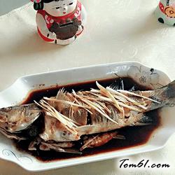 清蒸鲈鱼的做法9