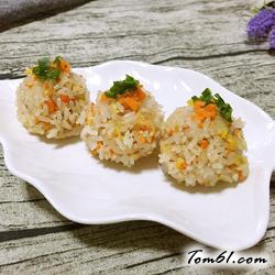 玉米胡萝卜糯米珍珠丸子的做法