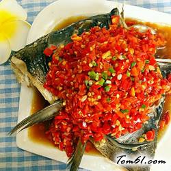 剁椒鱼头的做法4