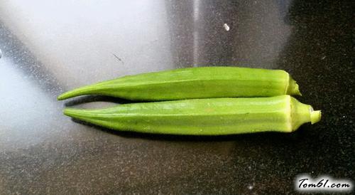 【秋葵蒸蛋羹】