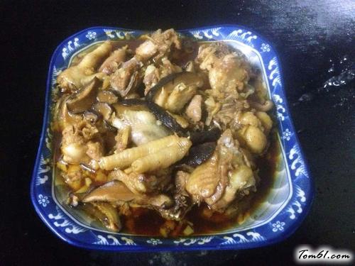 【香菇蒸滑鸡】