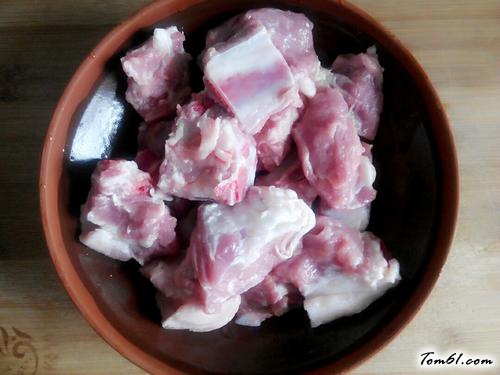 【排骨蒸板栗】