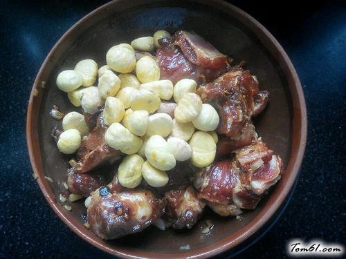 【排骨蒸板栗】