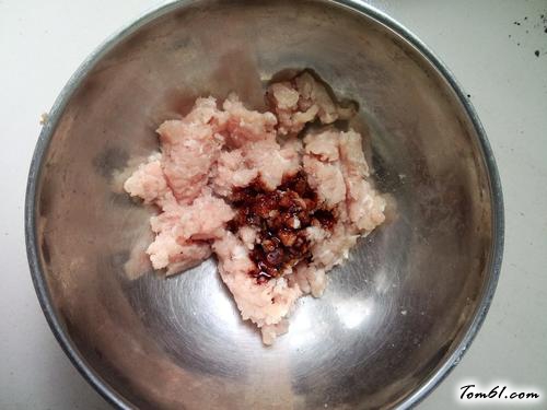 【肉末鸡蛋羹】