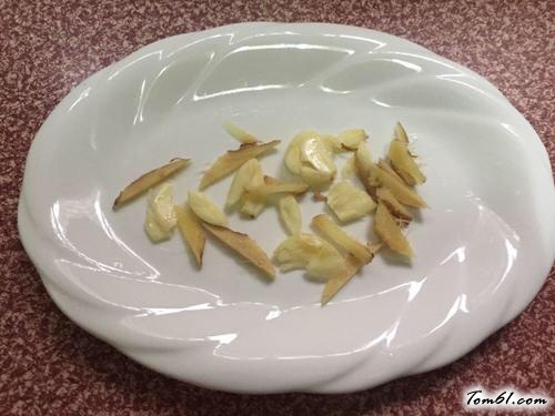 【清蒸金鲳鱼】