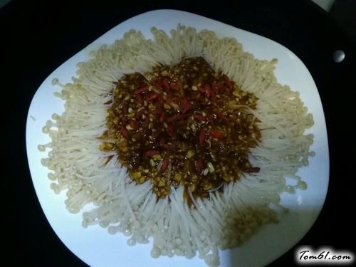 【蒜蓉蚝油蒸金针菇】