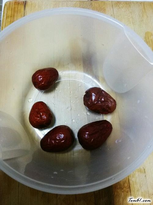 【南瓜蒸红枣】