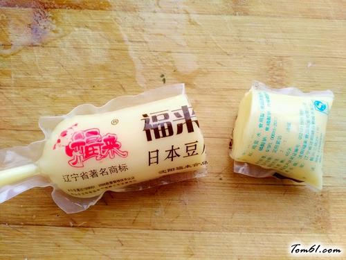 【口菇豆腐盅】