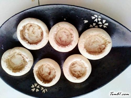 【口菇豆腐盅】