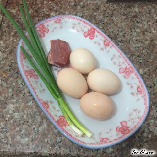 【肉末蒸蛋】