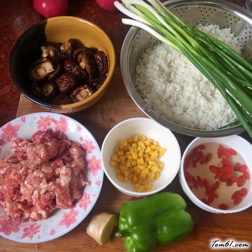 【糯米珍珠丸子】