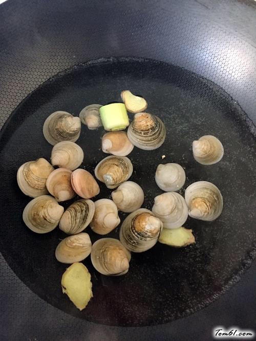 【青蛤蒸水蛋】