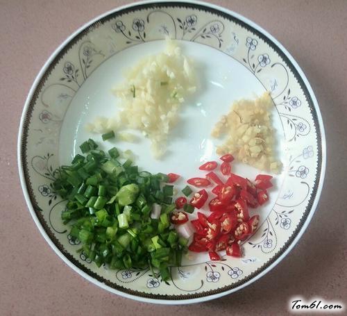 【小米蒸排骨】