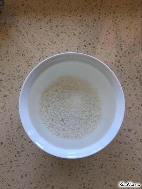 【糯米肉丸子】