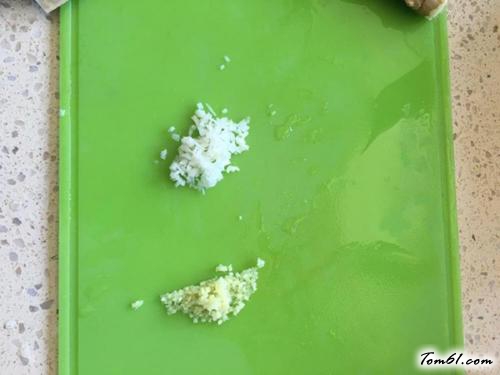 【糯米肉丸子】