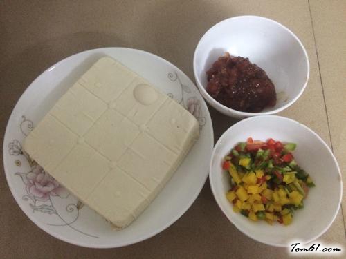 【肉末蒸内脂豆腐】