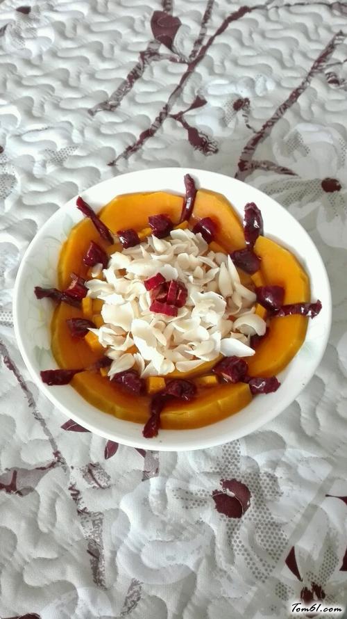 【百合红枣蒸南瓜】