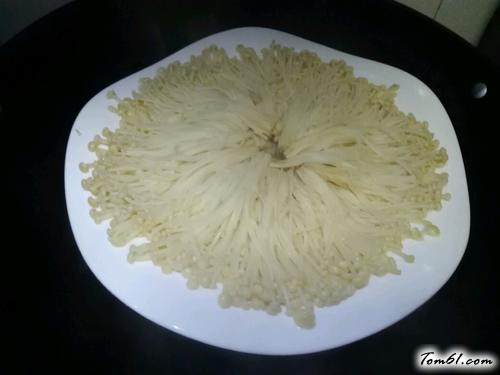 【蒜蓉蚝油蒸金针菇】