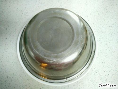 【香芋粉蒸排骨】