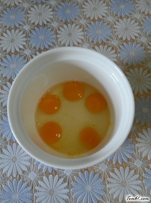 【蒸鹌鹑蛋羹】