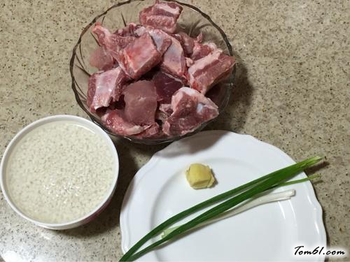 【糯米蒸排骨】